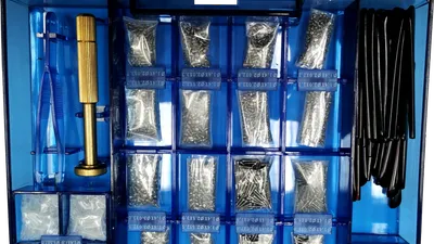 3T-A21B 31136045 Tools Kit Plaquetas / Parafusos