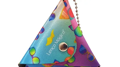 100 Chaveiro Triângulo + Microfibra Premium 15×15 – Personalizado