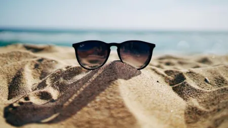Saúde no Verão: Óculos de sol pode prejudicar a visão em vez de proteger, alerta oftalmologista