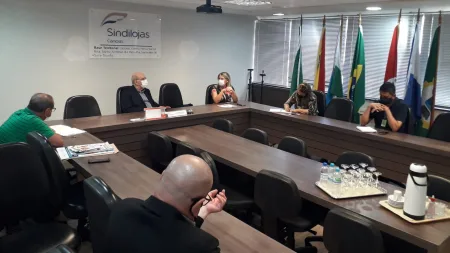 Sindióptica-RS busca restabelecer termos de cooperação com executivo de Canoas