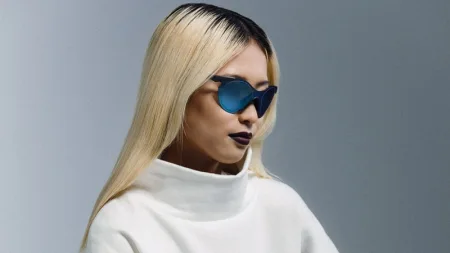 Oakley traz de volta uma relíquia dos anos 90 com relançamento do Sub Zero