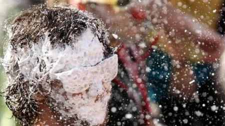 H.Olhos alerta para aumento de casos de alergia ocular no Carnaval