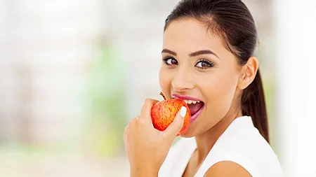 Médico revela como a alimentação influencia no bem-estar