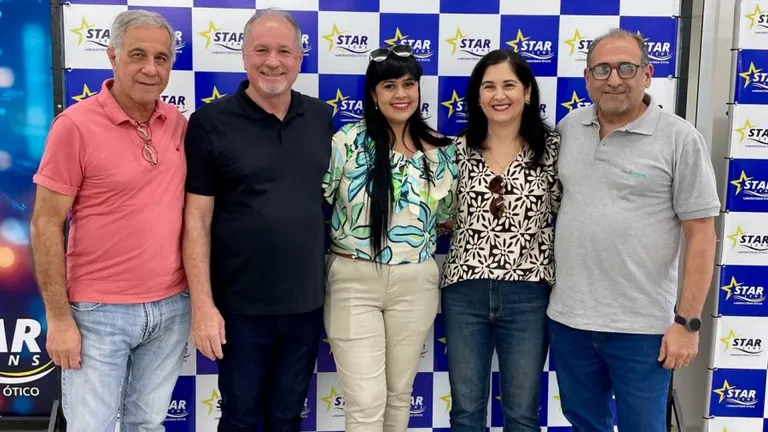 Laboratório Starlens: Uma Trajetória de Crescimento Exponencial e a Conquista de uma Nova Fábrica