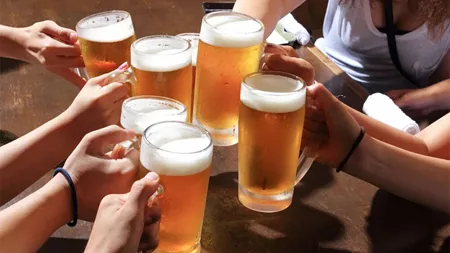 Cerveja no carnaval? Seu corpo pode ficar desidratado!