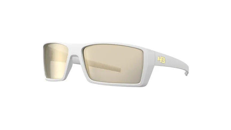 HB - Hot Buttered apresenta: Modelo HB Padang
